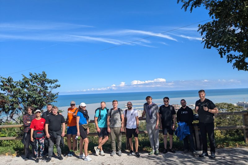 Adeo Web keliauja į Alpes